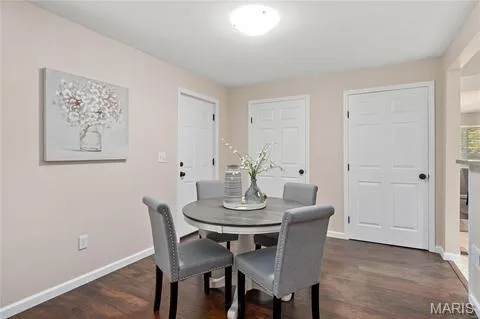 $285,000 | 2715 Narraganset Drive, Florissant, MO 63033