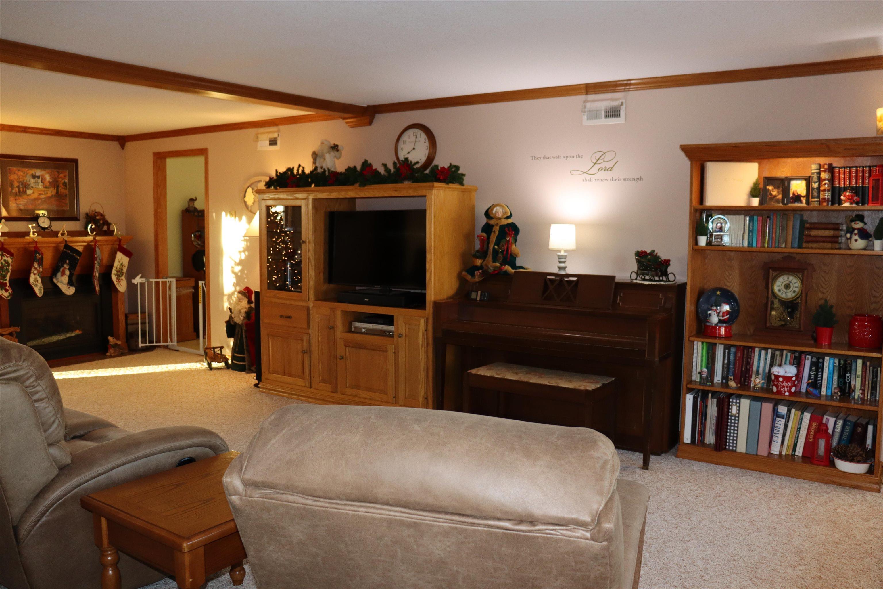 20716 Springfield Center Road Harlan, IN 46743 - Photo 7 of 34