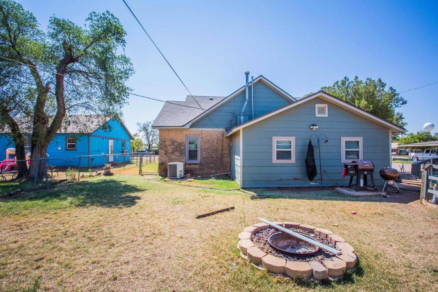 1203 Tilford Avenue Ralls, TX 79357 - Photo 5 of 24 Photo 5
