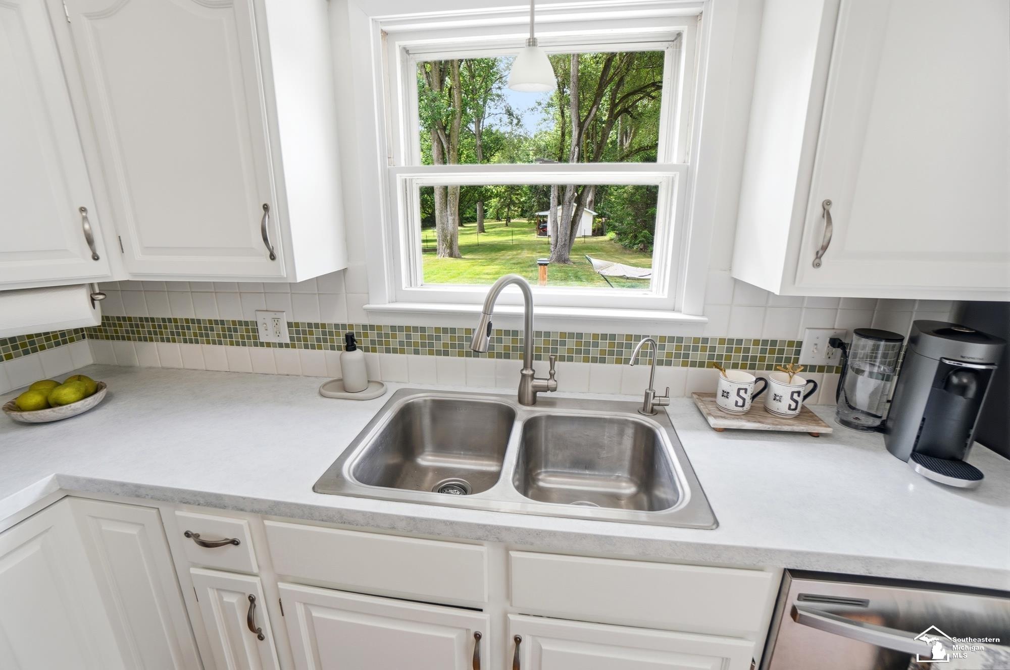 4021 Section Road Lambertville, MI 48144 - Photo 24 of 77