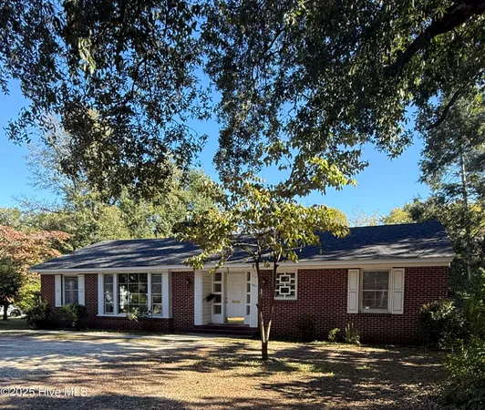 $190,000 | 401 Marlboro Street, Hamlet, NC 28345