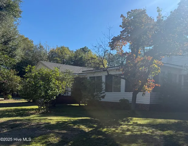 $205,000 | 401 Marlboro Street, Hamlet, NC 28345