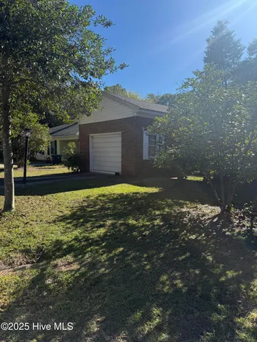 $205,000 | 401 Marlboro Street, Hamlet, NC 28345