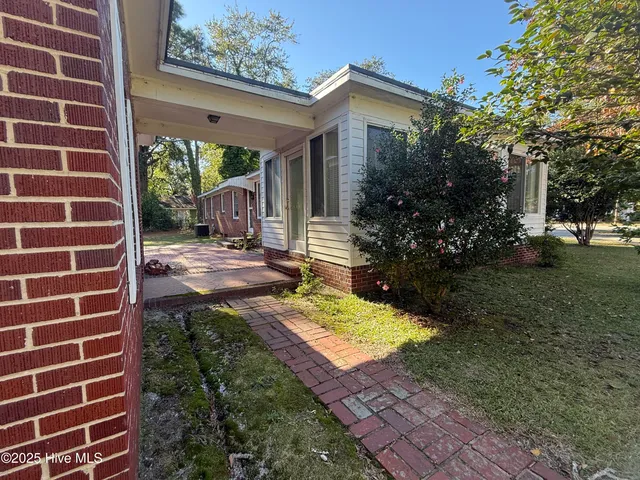 $205,000 | 401 Marlboro Street, Hamlet, NC 28345