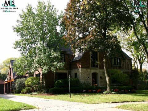 1055 Audubon Road Grosse Pointe, MI 48230 - Photo 2 of 9 854317-1.JPG
