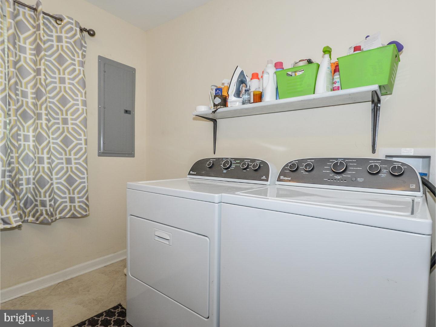25 Circle Road Levittown, PA 19057 - Photo 16 of 21 Laundry Room