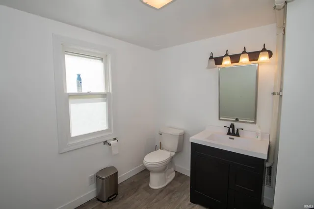 $199,000 | 24172 Highway 2, South Bend, IN 46619