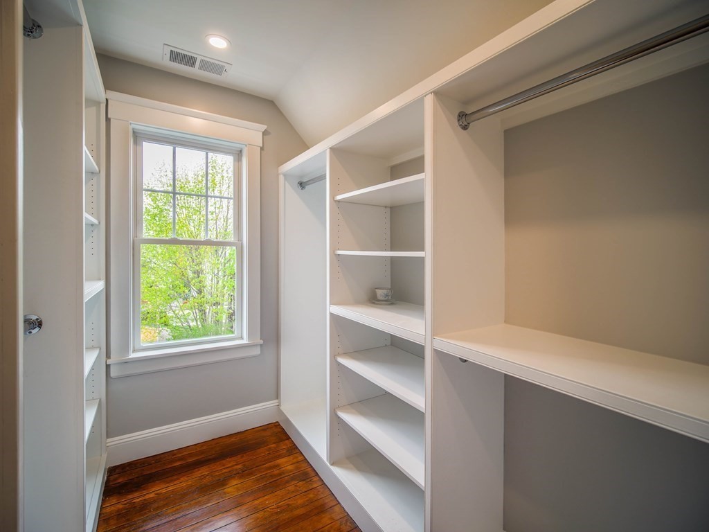 10 Gorham Road Medford, MA 02155 - Photo 35 of 37 Gallery Image 35