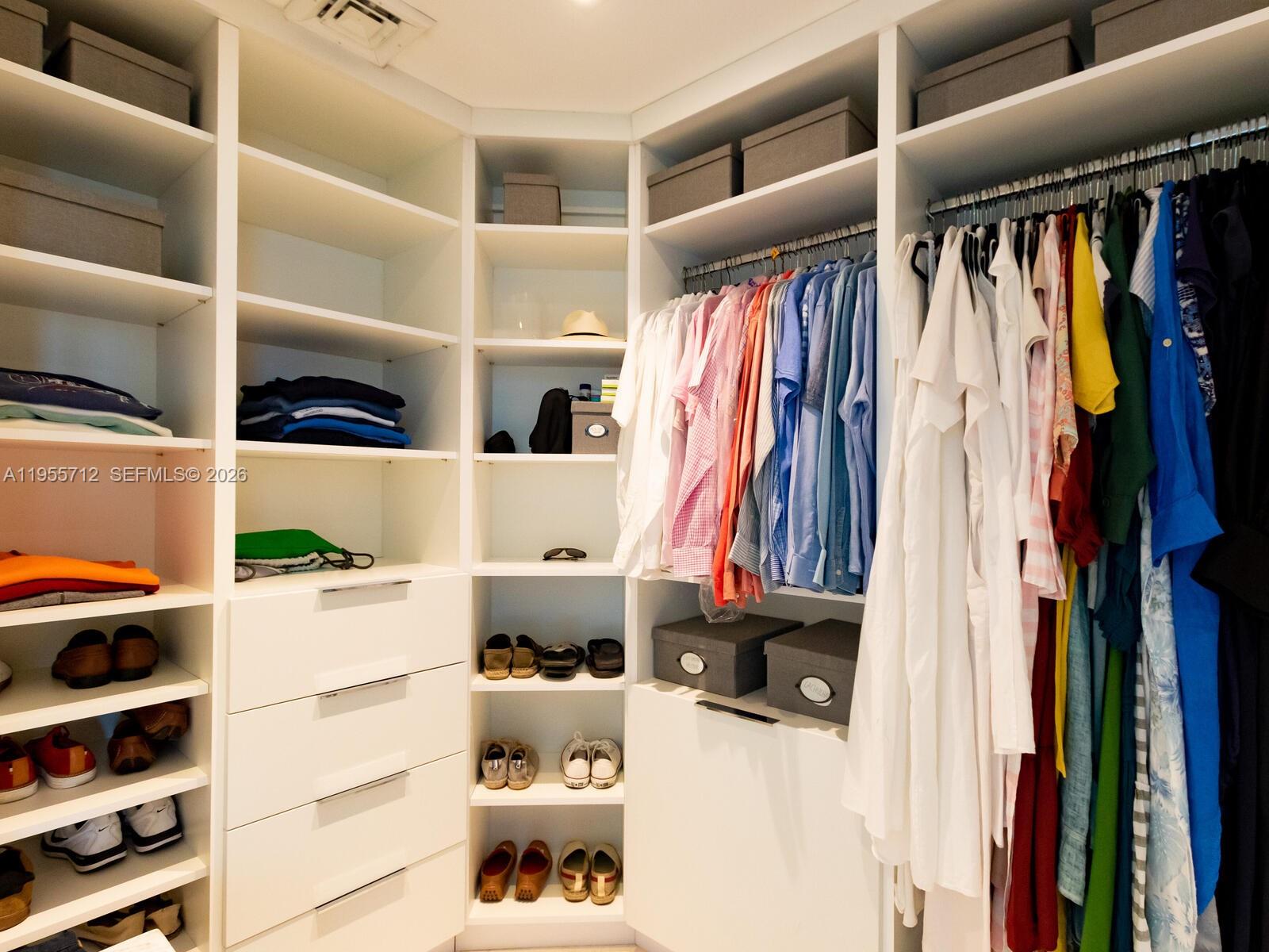 360 Ocean Drive, Unit 606S Key Biscayne, FL 33149 - Photo 33 of 46