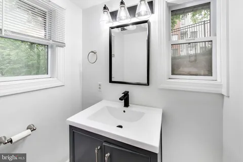 $465,000 | 1310 Dexter Terrace Southeast, Washington, DC 20020