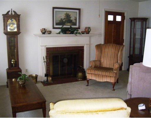 13439 State Rte 422 Kittanning, PA 16201 - Photo 2 of 14 Living Room. Working Fire Place.