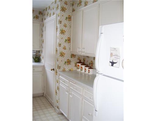 13439 State Rte 422 Kittanning, PA 16201 - Photo 7 of 14 Kitchen.