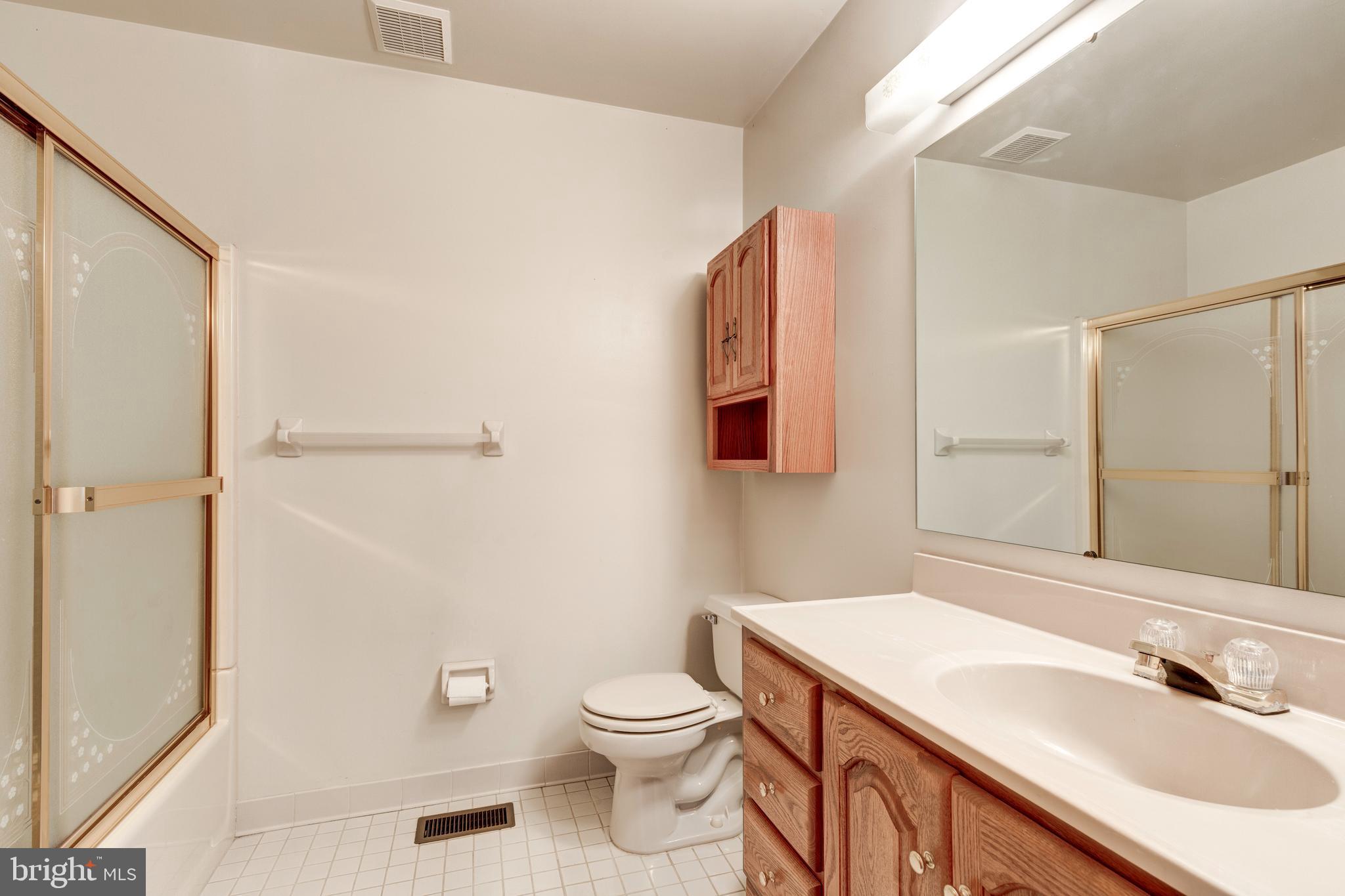 1868 Tank Road Finksburg, MD 21048 - Photo 21 of 38 Hall Bathroom