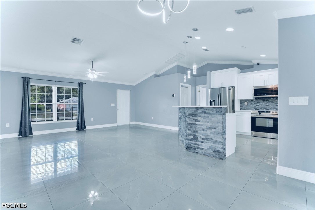 3414 40th Street Southwest Lehigh Acres, FL 33976 - Photo 9 of 18
