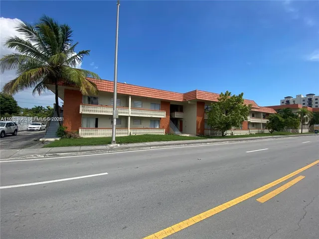 $1,700 | 1825 Southwest 67th Avenue, Unit 19, West Miami, FL 33155