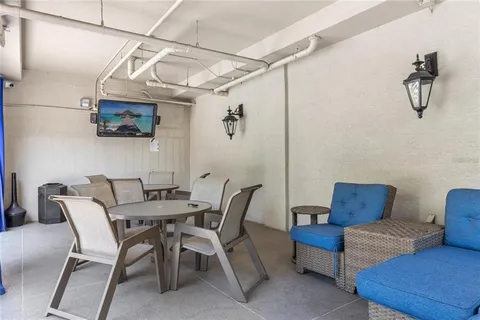 $2,390 | 501 Knights Run Avenue, Unit 2213, Tampa, FL 33602