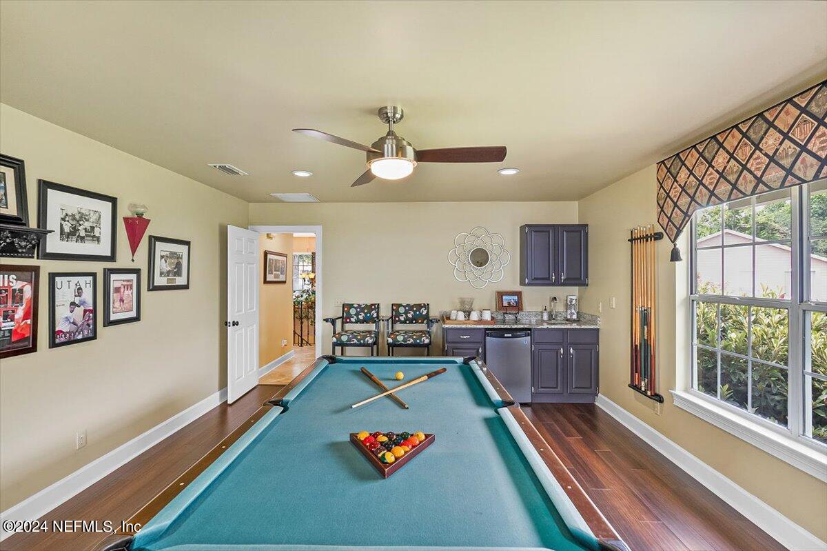 4295 Heath Road Jacksonville, FL 32277 - Photo 29 of 64 a very nice looking room with a large window