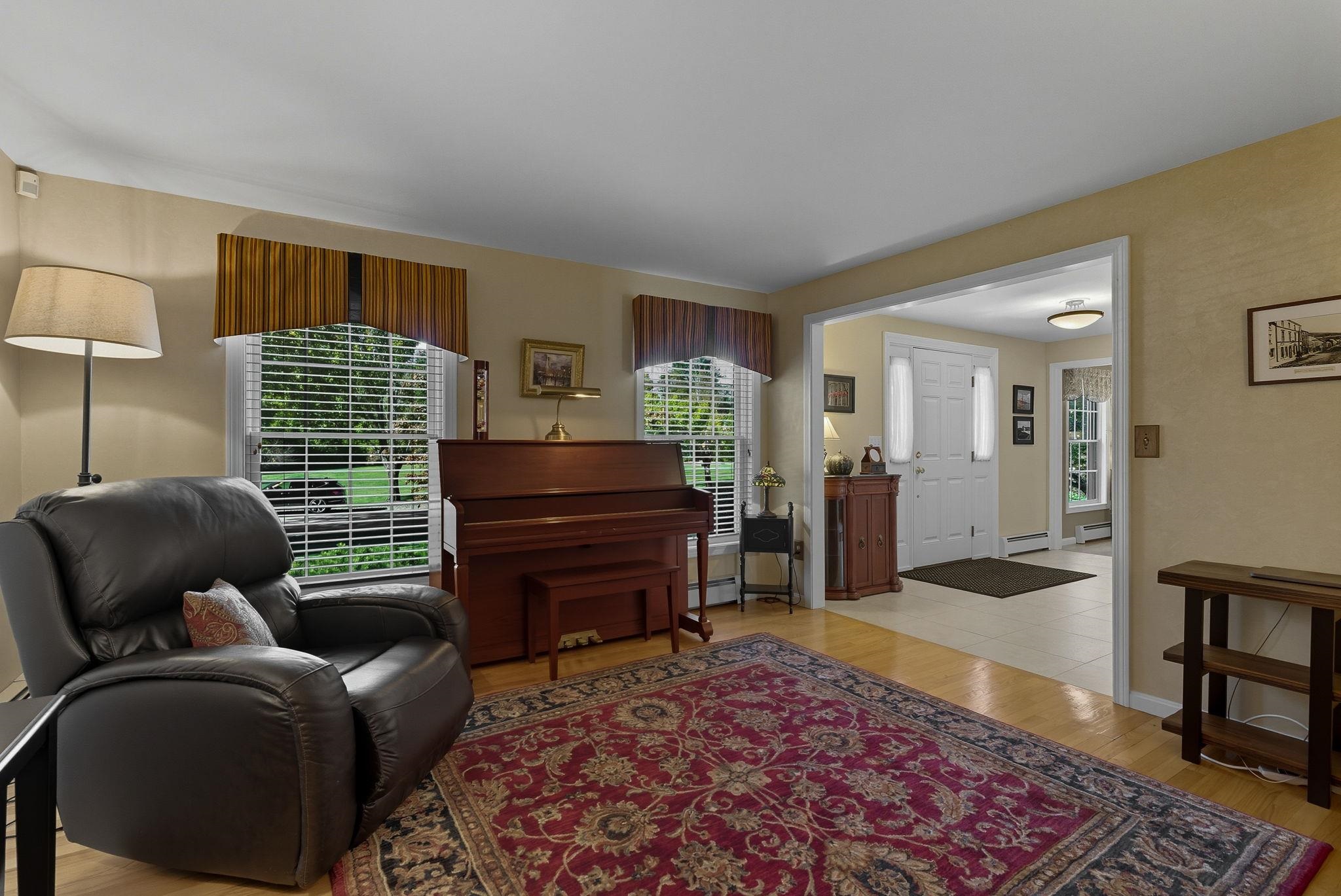 7 Camelot Road Windham, NH 03087 - Photo 12 of 56