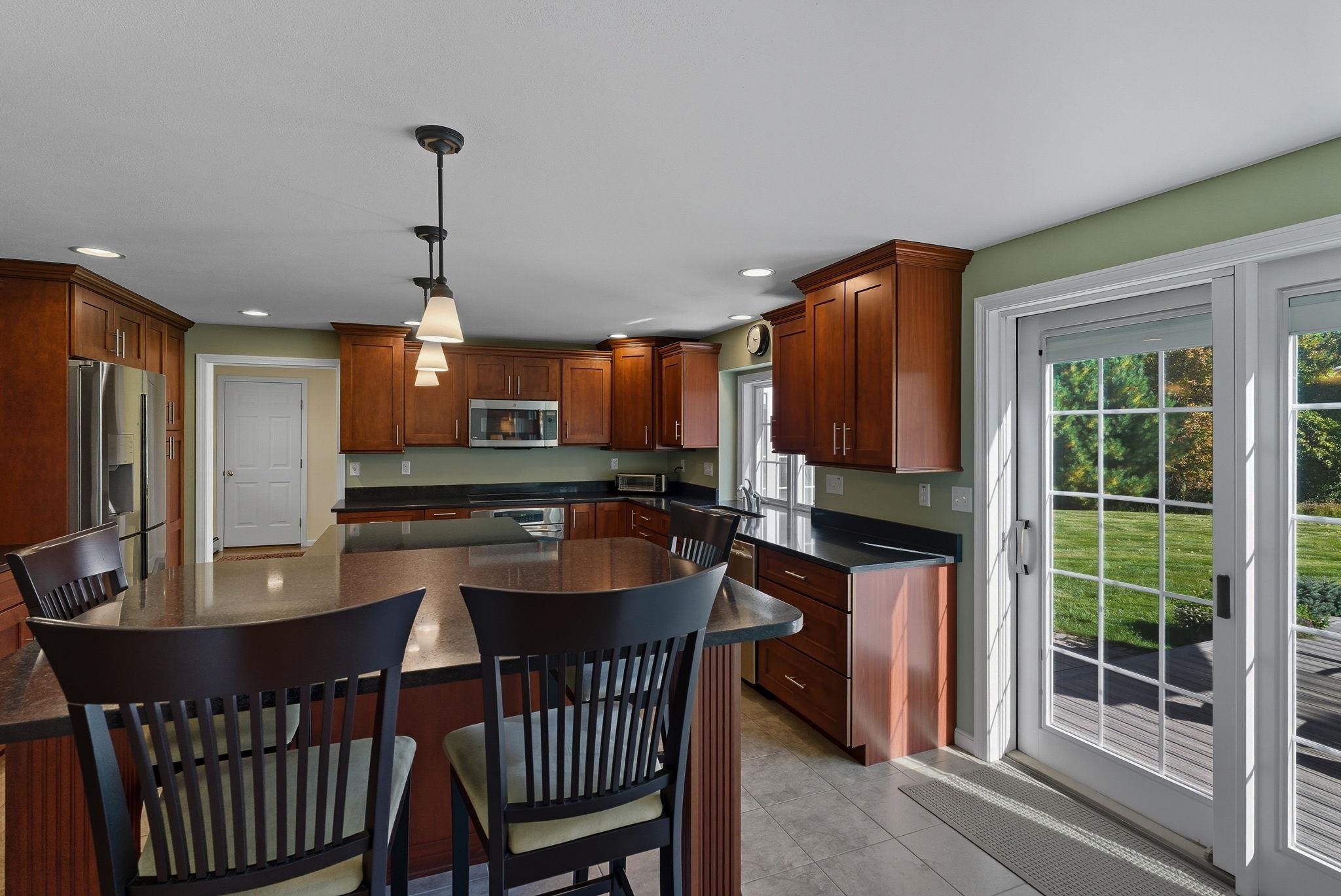 7 Camelot Road Windham, NH 03087 - Photo 17 of 56