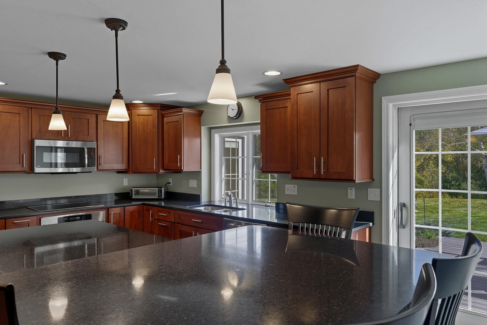 7 Camelot Road Windham, NH 03087 - Photo 19 of 56