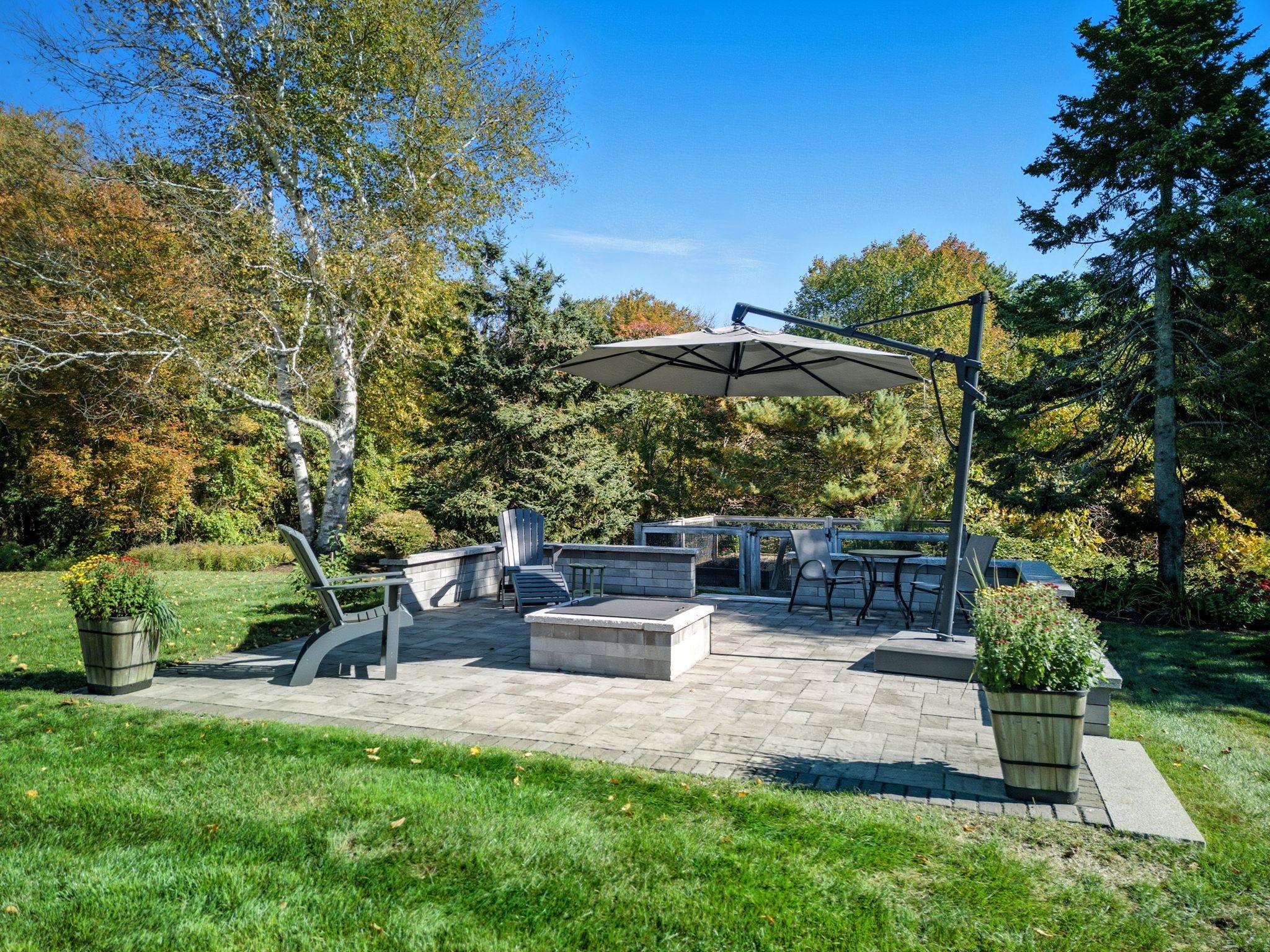 7 Camelot Road Windham, NH 03087 - Photo 5 of 56