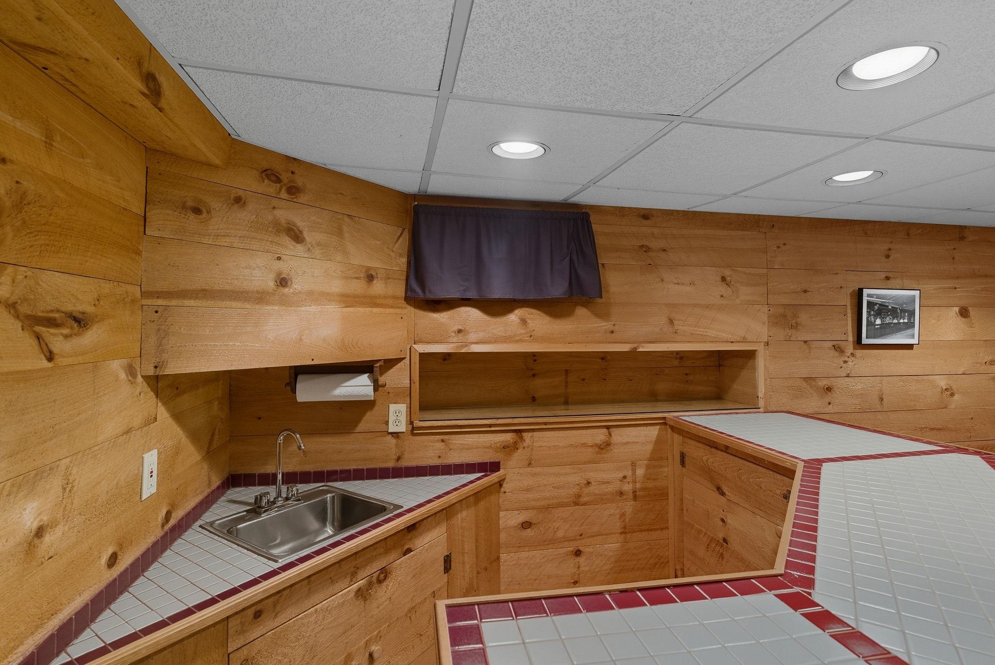 7 Camelot Road Windham, NH 03087 - Photo 51 of 56