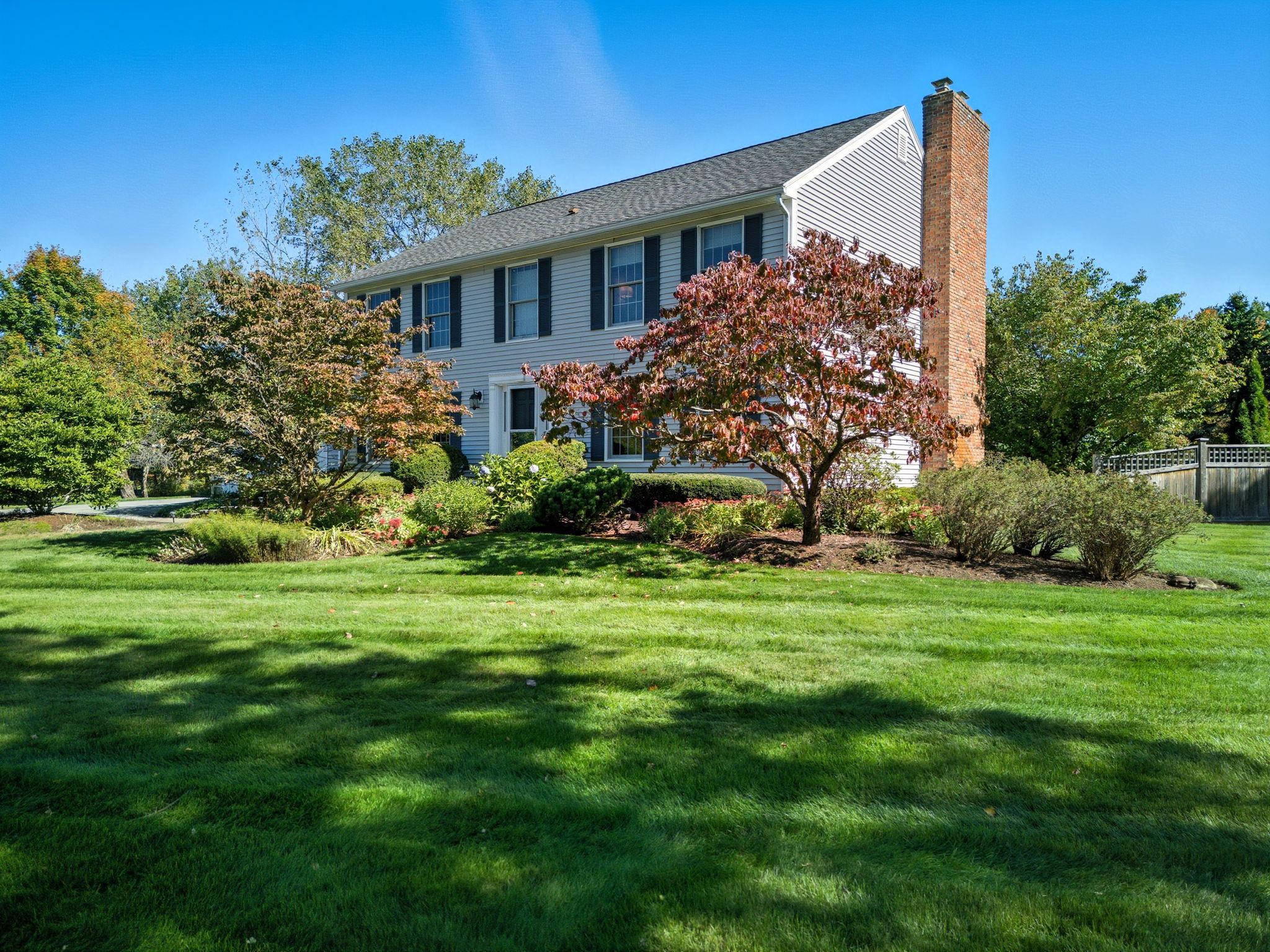 7 Camelot Road Windham, NH 03087 - Photo 8 of 56