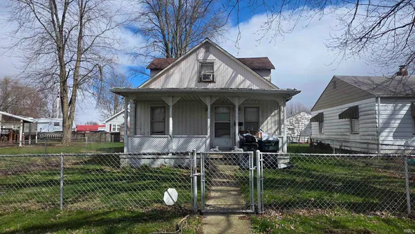 $63,000 | 2004 South Macedonia Avenue, Muncie, IN 47302