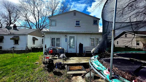 $63,000 | 2004 South Macedonia Avenue, Muncie, IN 47302