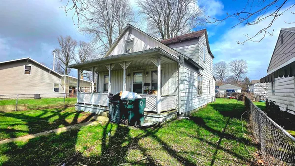 $63,000 | 2004 South Macedonia Avenue, Muncie, IN 47302