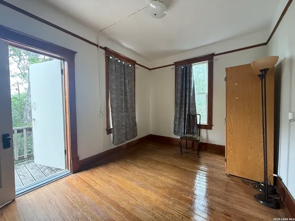 $1,200 | 111 Leigh Street, Unit 2, San Antonio, TX 78210