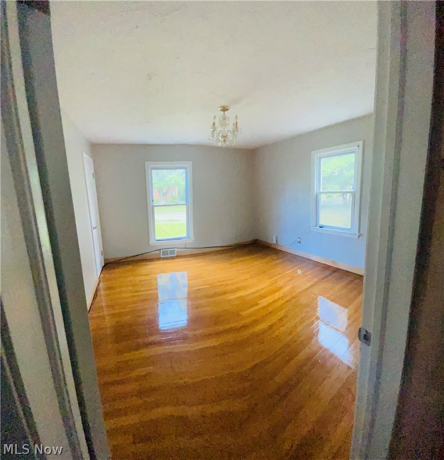 1375 Brookline Road Cleveland, OH 44121 - Photo 6 of 22
