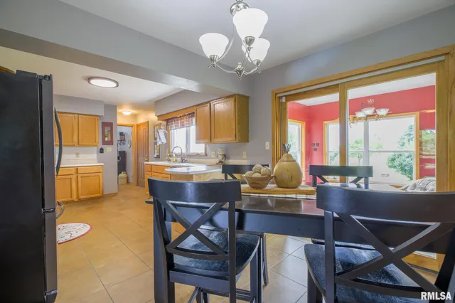 $399,500 | 7320 West Akron Road, Princeville, IL 61559