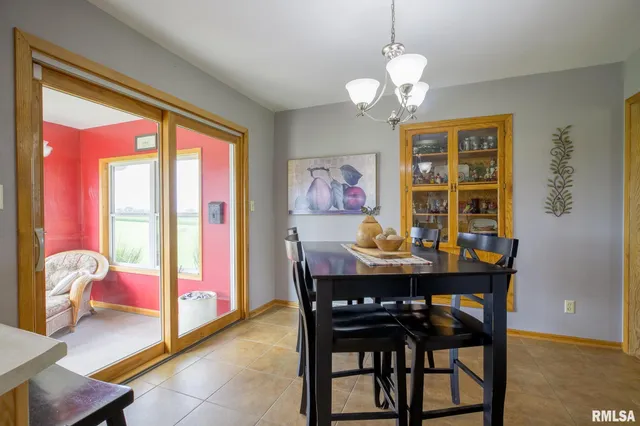 $399,500 | 7320 West Akron Road, Princeville, IL 61559