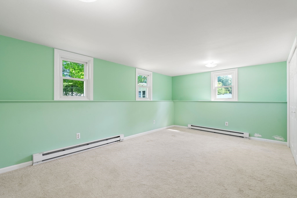 37 Old Coach Road Braintree, MA 02184 - Photo 20 of 27