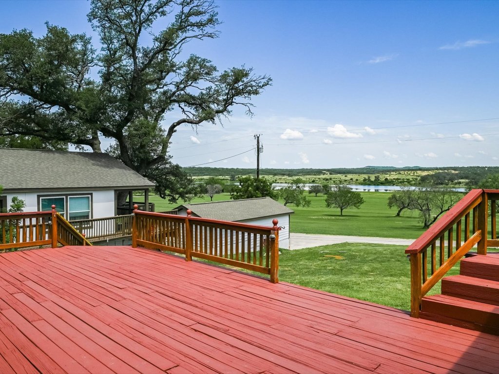 223 Golf Course Drive Spicewood, TX 78669 - Photo 18 of 38