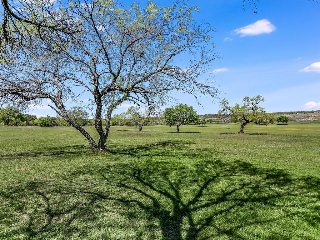 223 Golf Course Drive Spicewood, TX 78669 - Photo 24 of 38