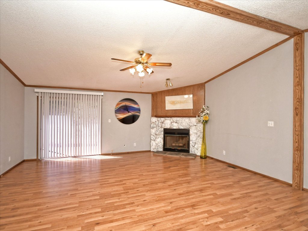 223 Golf Course Drive Spicewood, TX 78669 - Photo 5 of 38