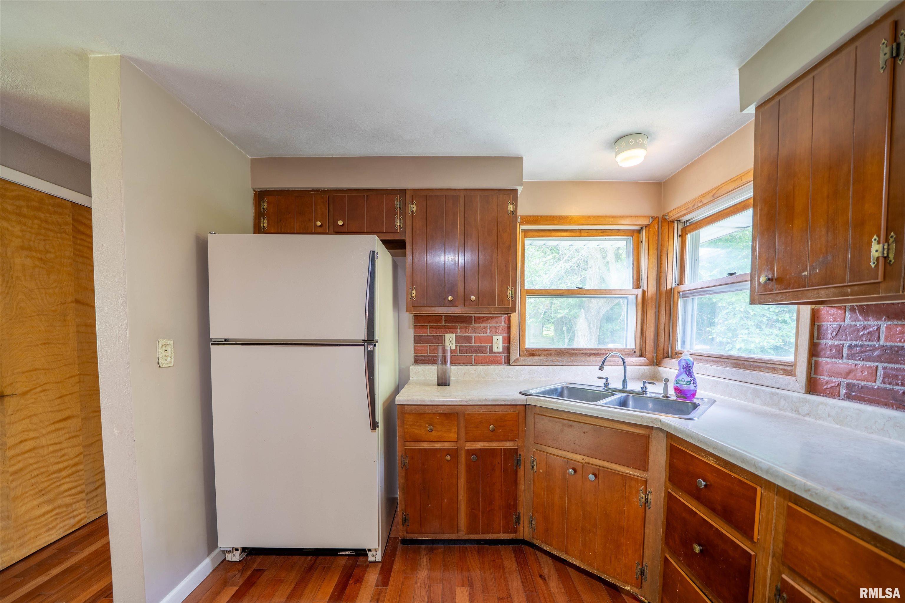 23907 Veterans Road Morton, IL 61550 - Photo 14 of 48 Gallery Image 14