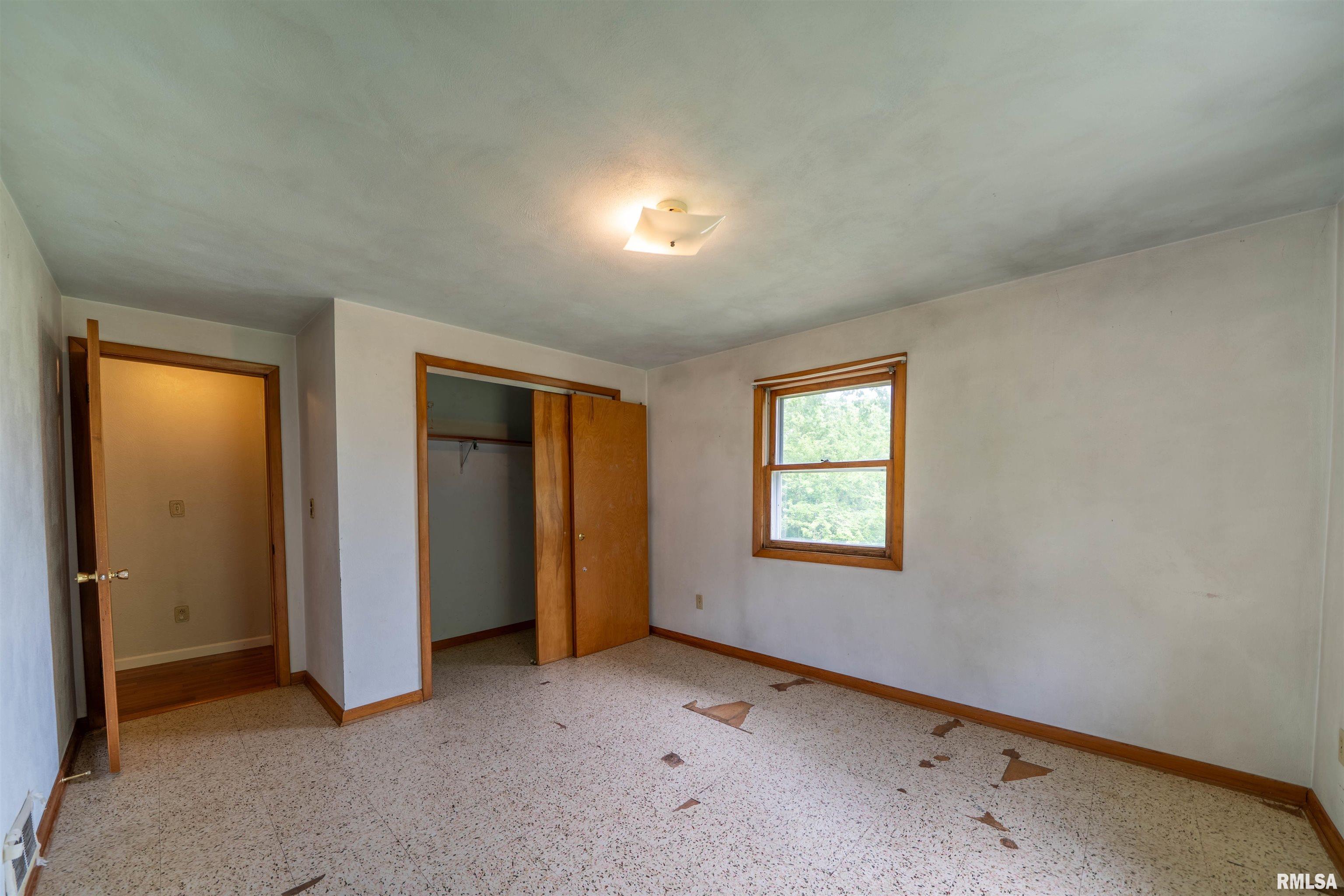 23907 Veterans Road Morton, IL 61550 - Photo 29 of 48 Gallery Image 29