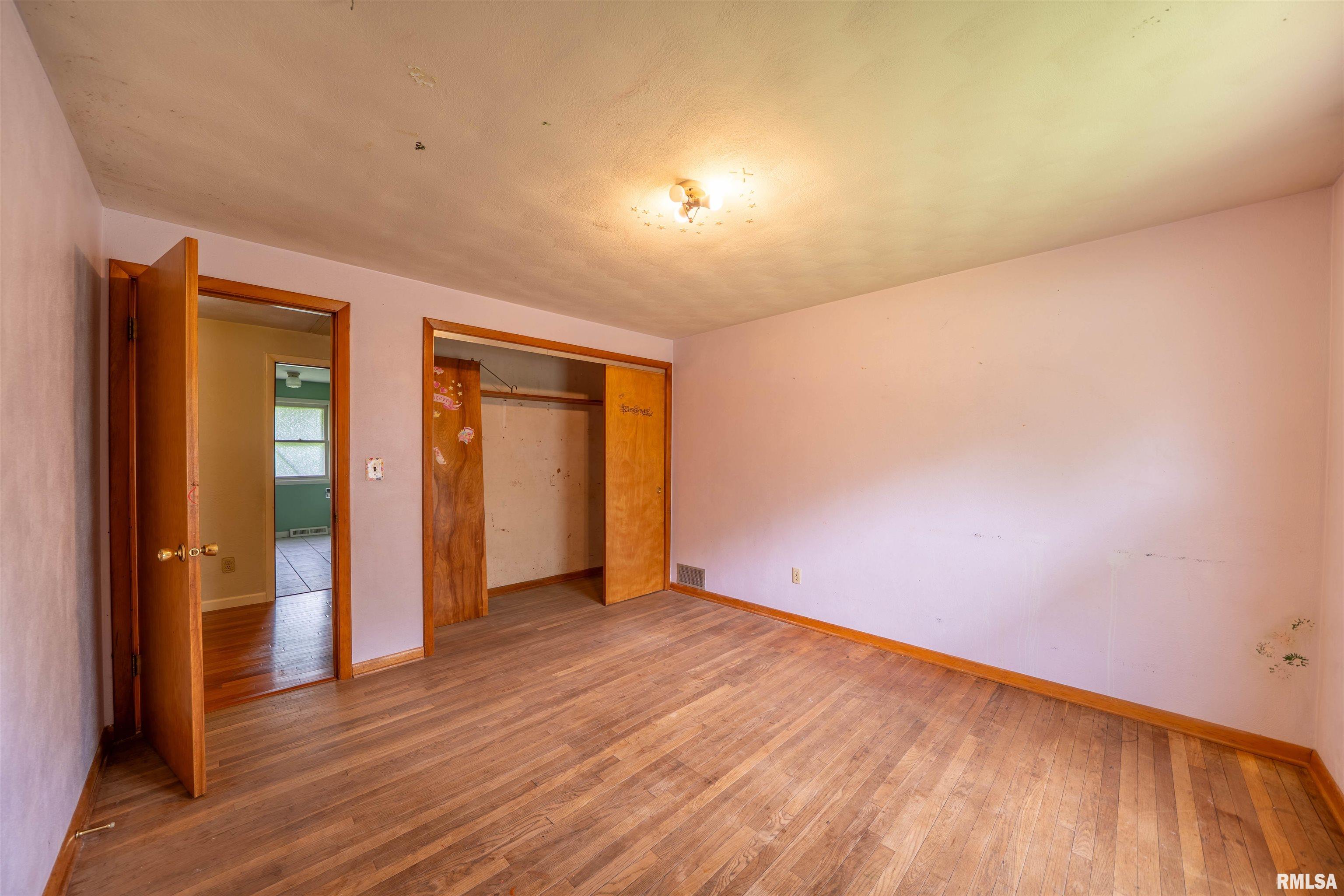 23907 Veterans Road Morton, IL 61550 - Photo 33 of 48 Gallery Image 33