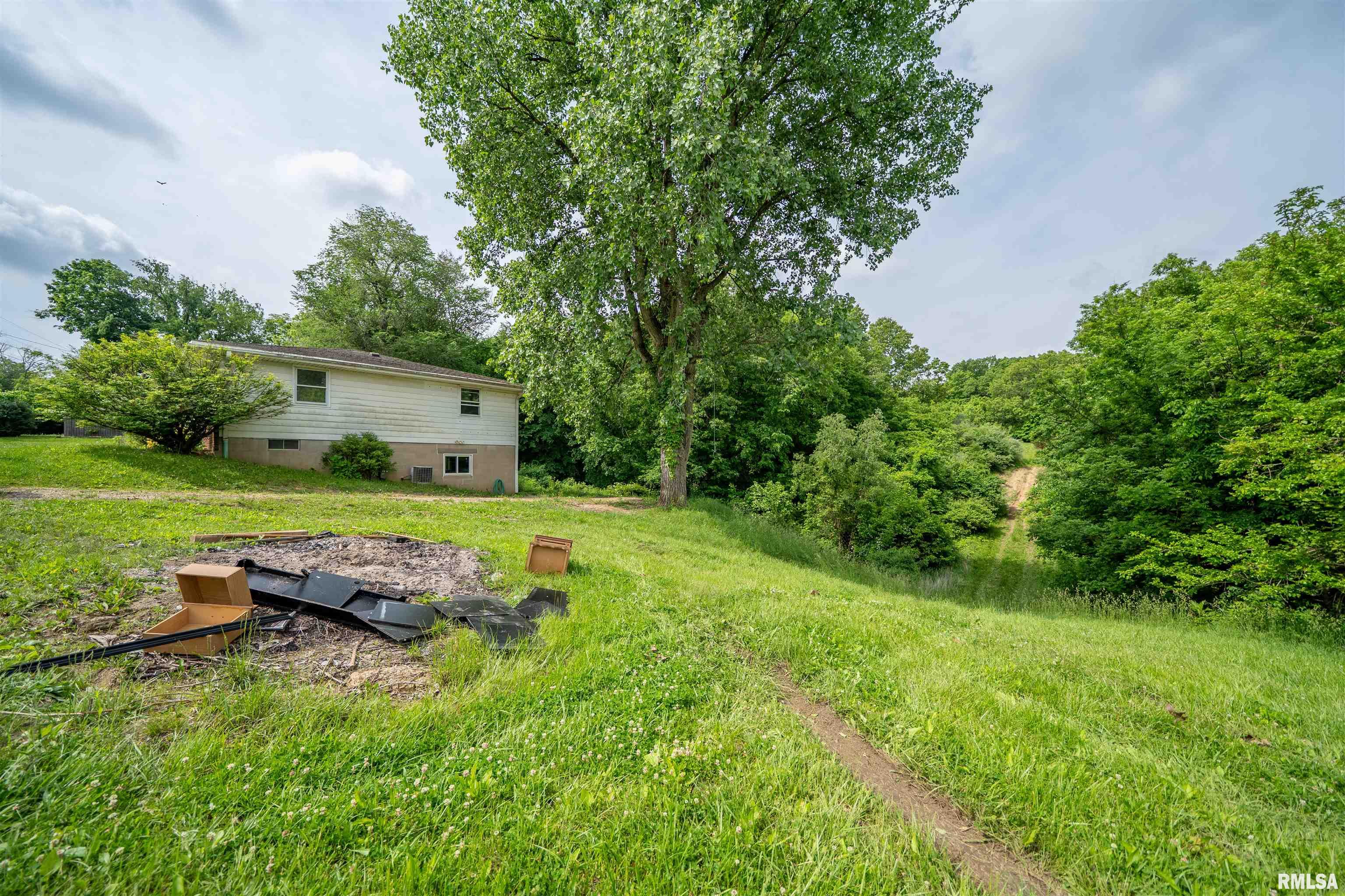 23907 Veterans Road Morton, IL 61550 - Photo 43 of 48 Gallery Image 43