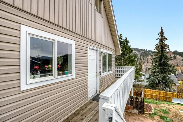 $585,000 | 26207 South End Road, Kittredge, CO 80457