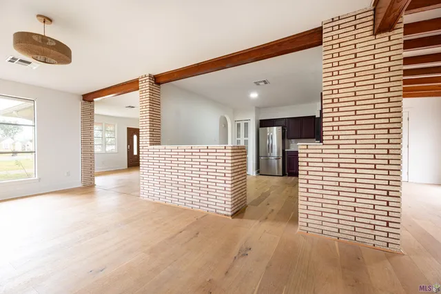 $250,000 | 300 Parish Drive, Arabi, LA 70032