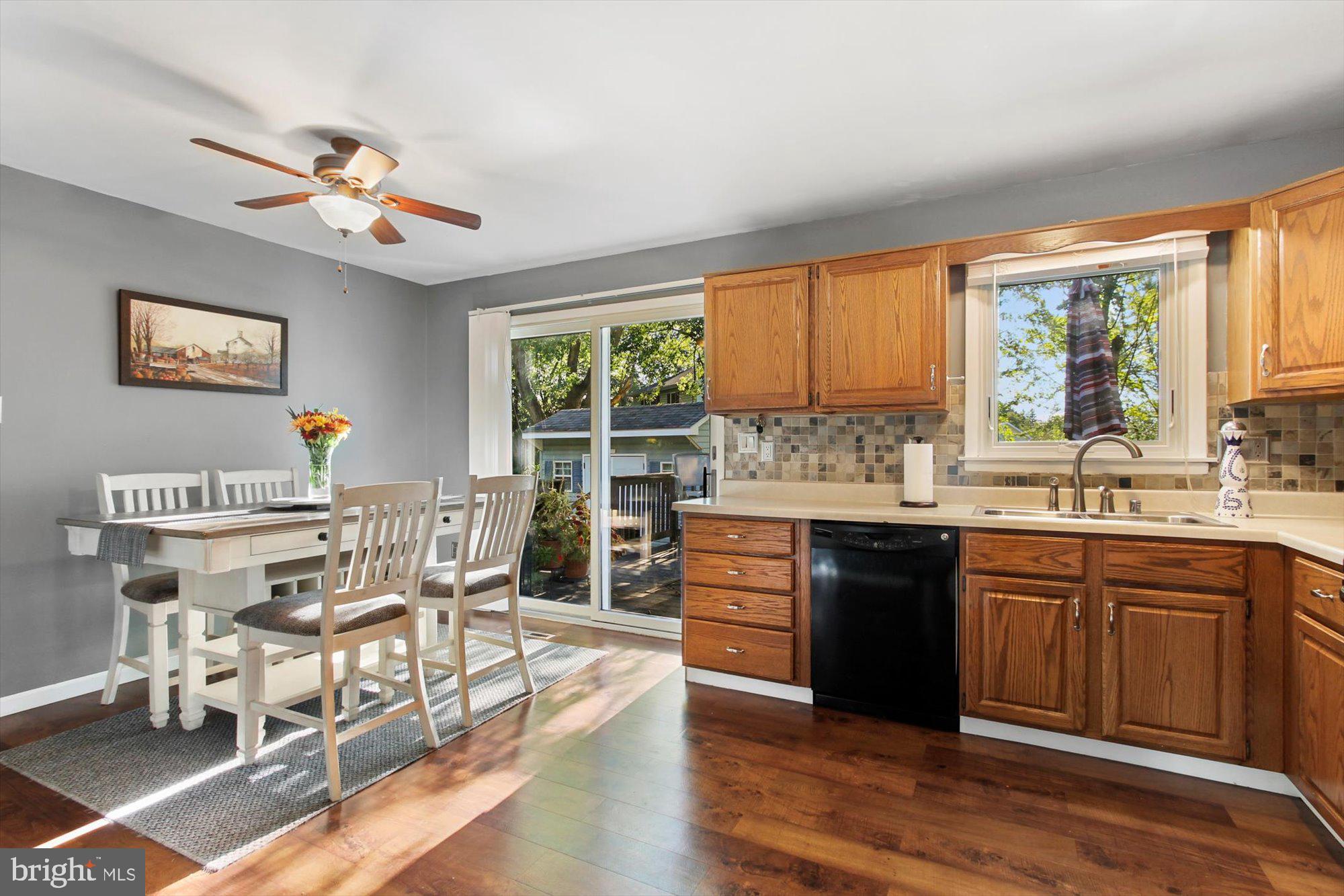 42 Cardinal Drive Hanover, PA 17331 - Photo 5 of 28 Gallery Image 5