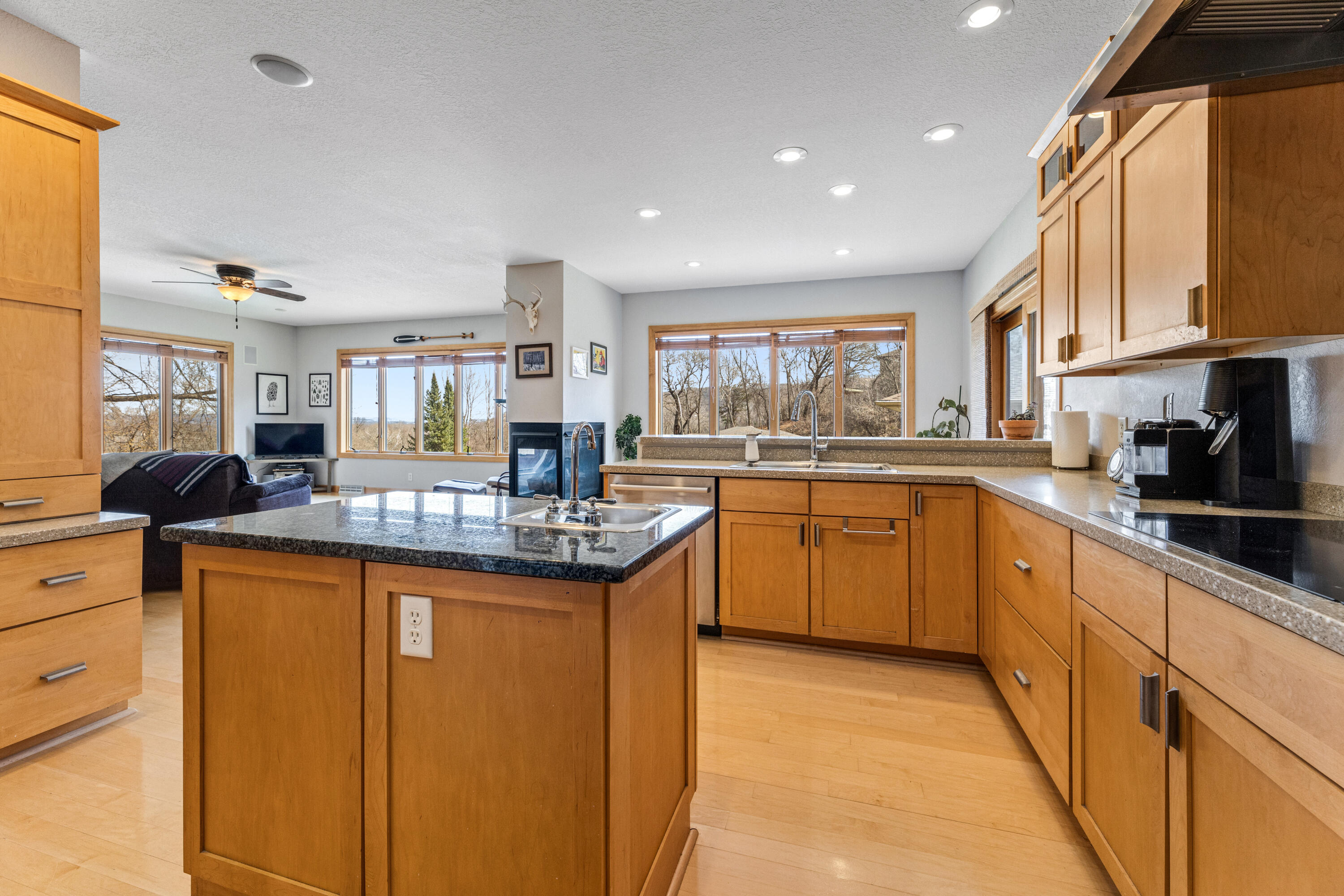 76 Rodeo Drive Winona, MN 55987 - Photo 12 of 38 12 kitchen