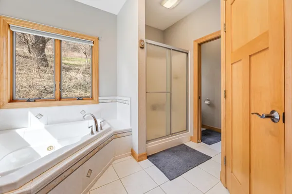 $599,900 | 76 Rodeo Drive, Winona, MN 55987