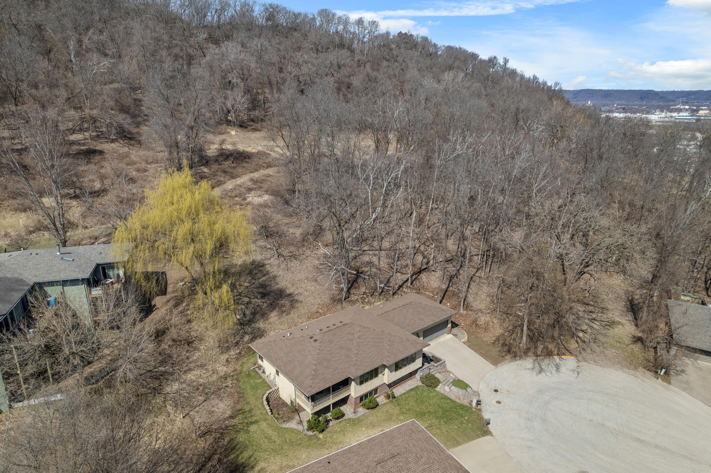 76 Rodeo Drive Winona, MN 55987 - Photo 2 of 38 02 drone