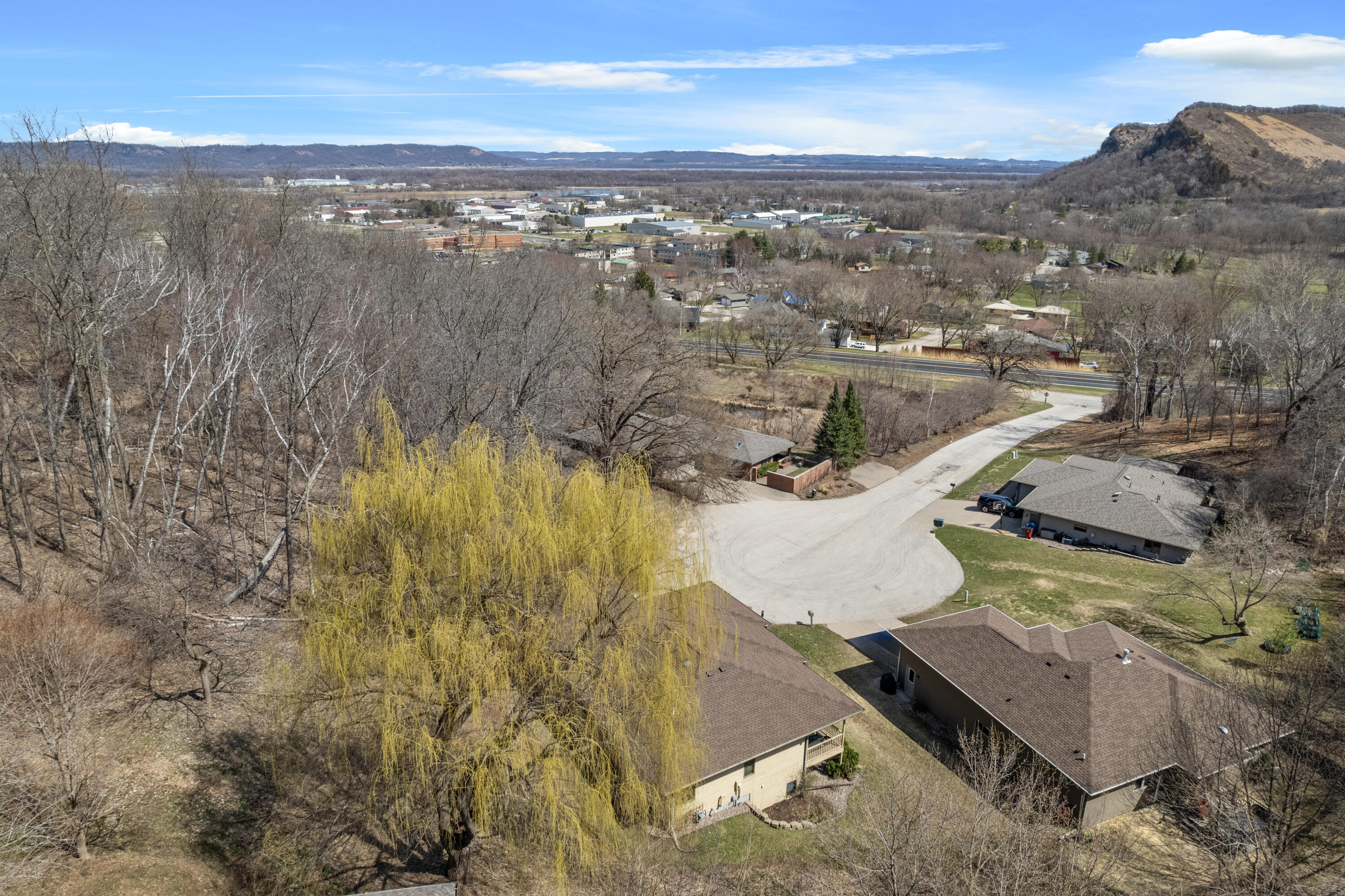 76 Rodeo Drive Winona, MN 55987 - Photo 32 of 38 32 drone