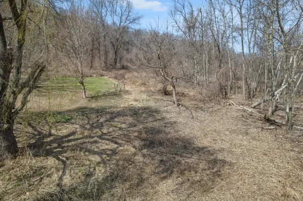 $599,900 | 76 Rodeo Drive, Winona, MN 55987